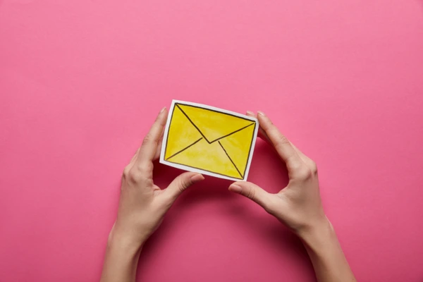 vouloir envoyer un e-mail